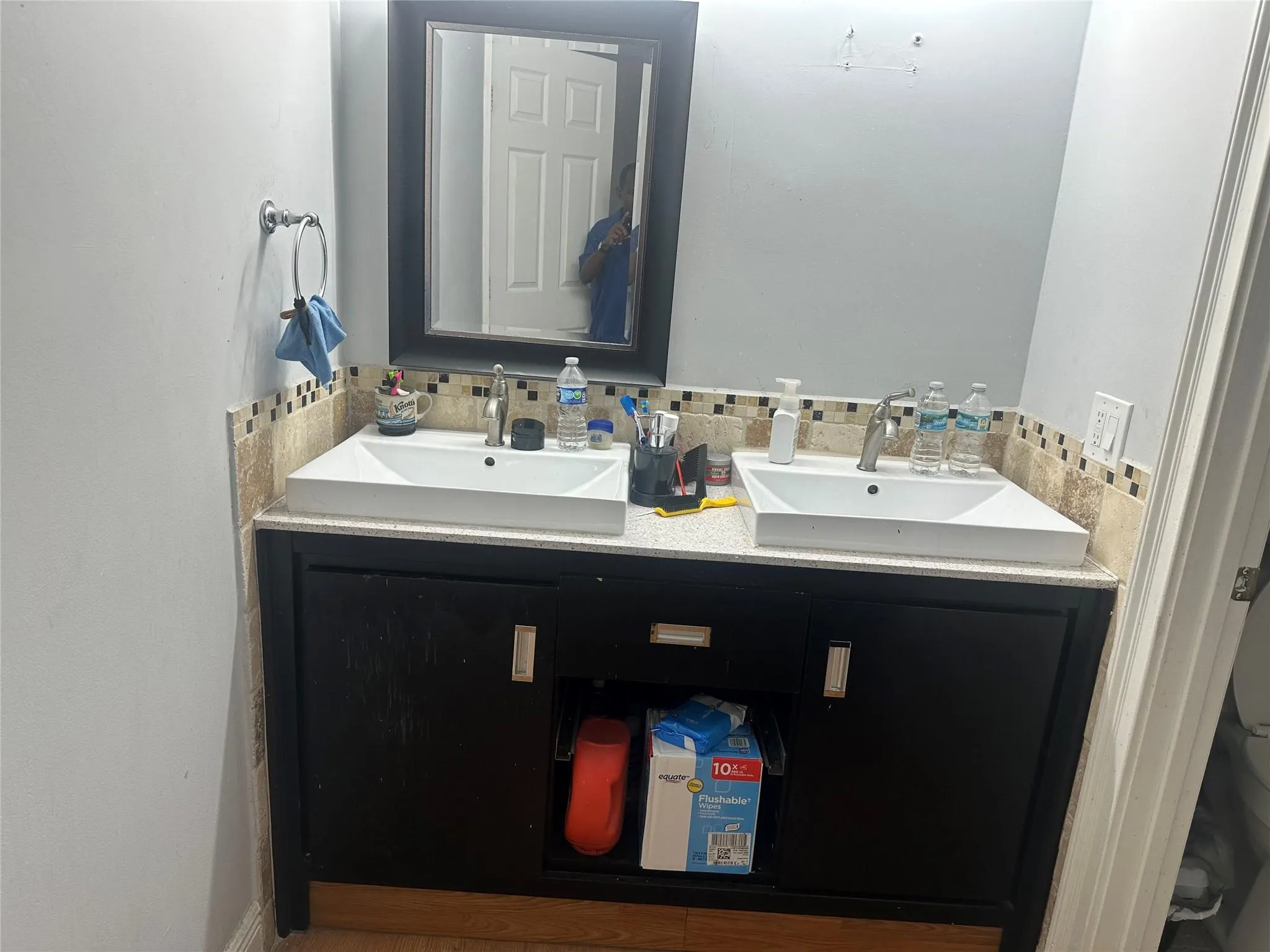 3263 NW 44th St, #6