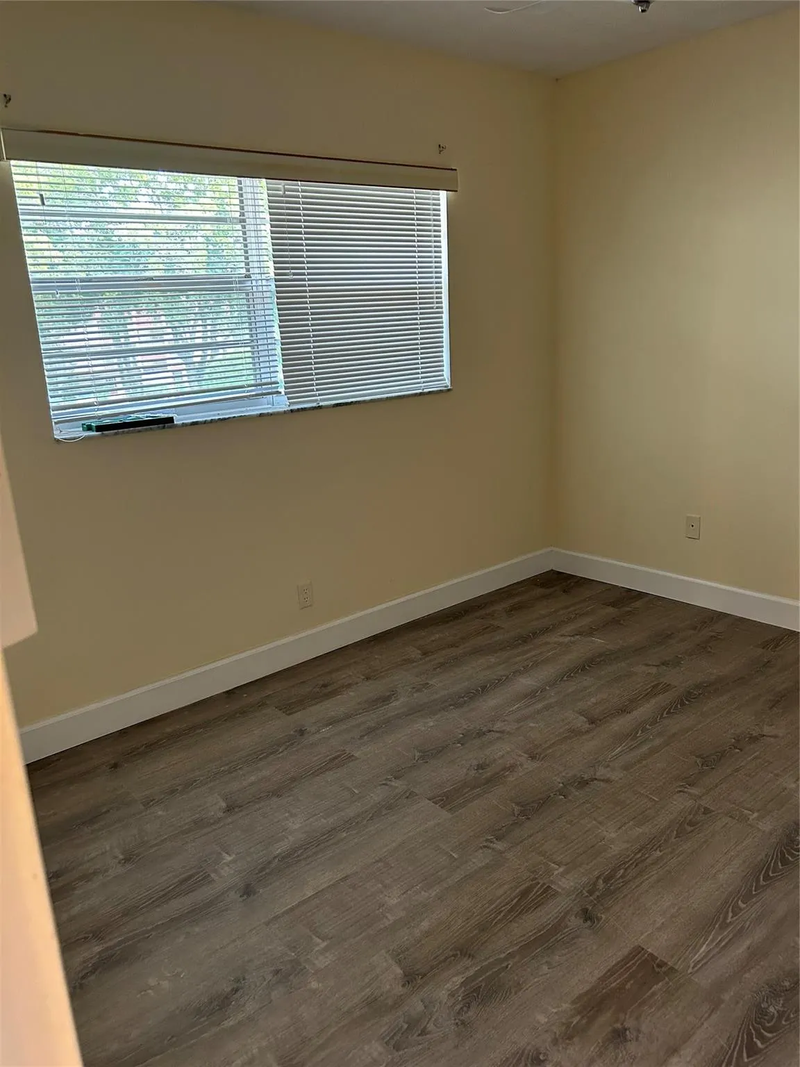 1030 Country Club Dr, #308
