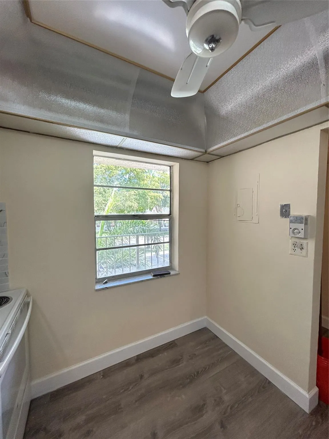 1030 Country Club Dr, #308