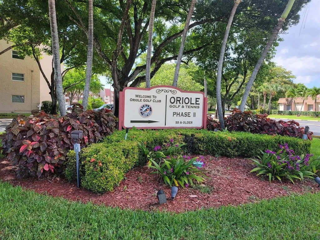 1030 Country Club Dr, #308