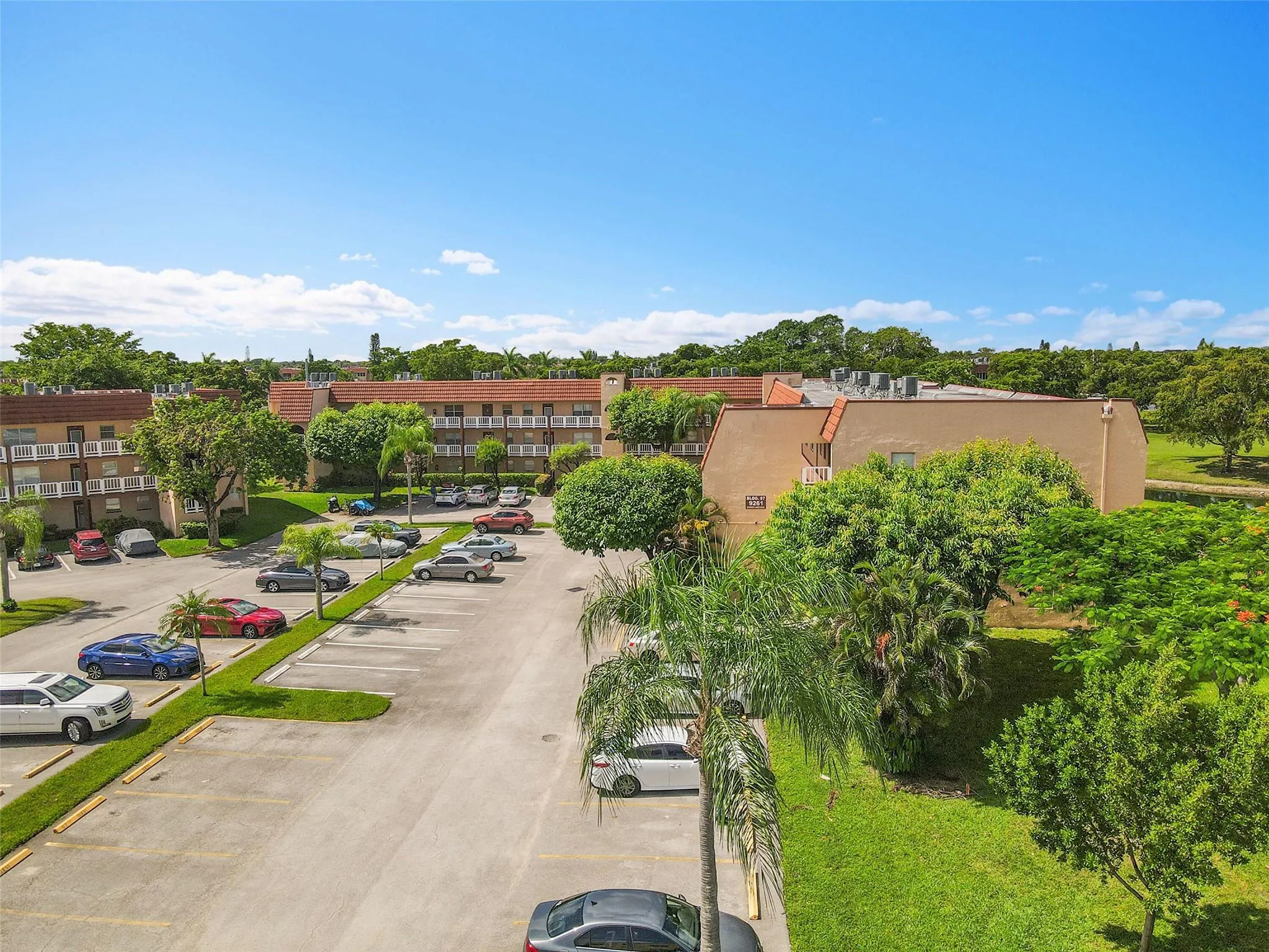 9261 Sunrise Lakes Blvd, #309