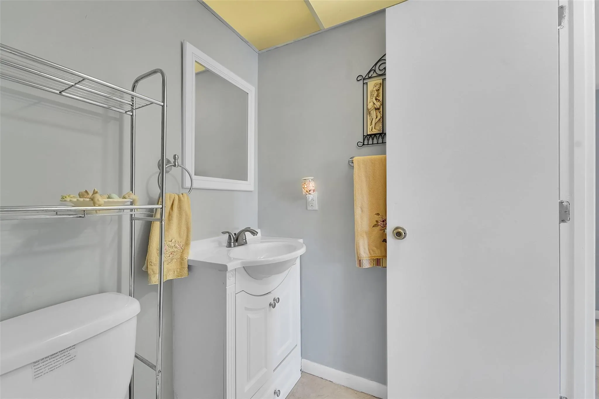9261 Sunrise Lakes Blvd, #309