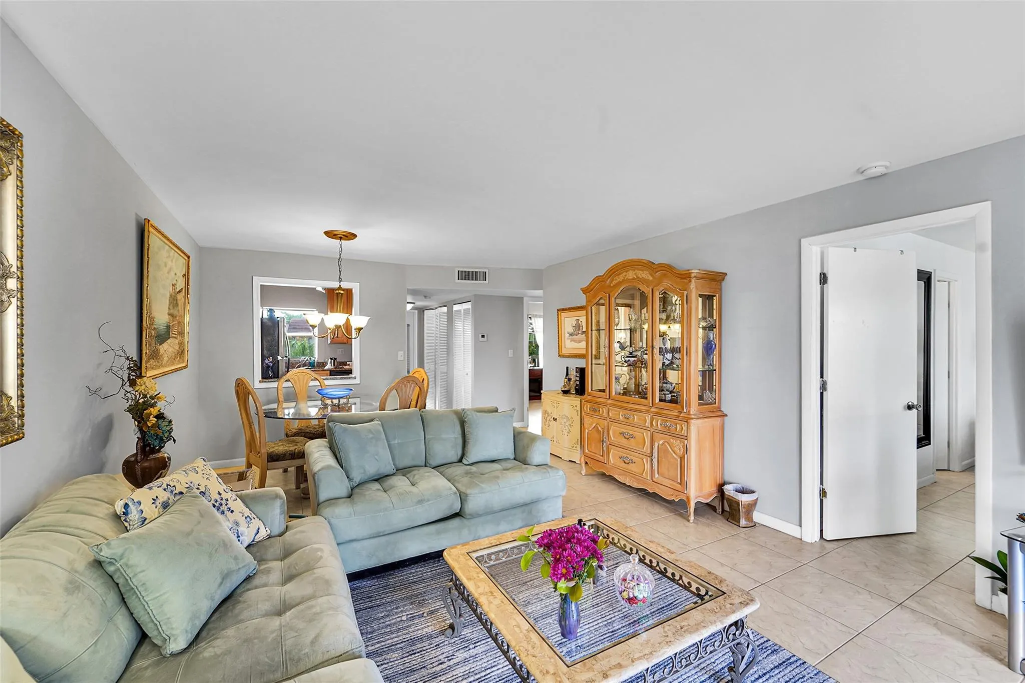9261 Sunrise Lakes Blvd, #309