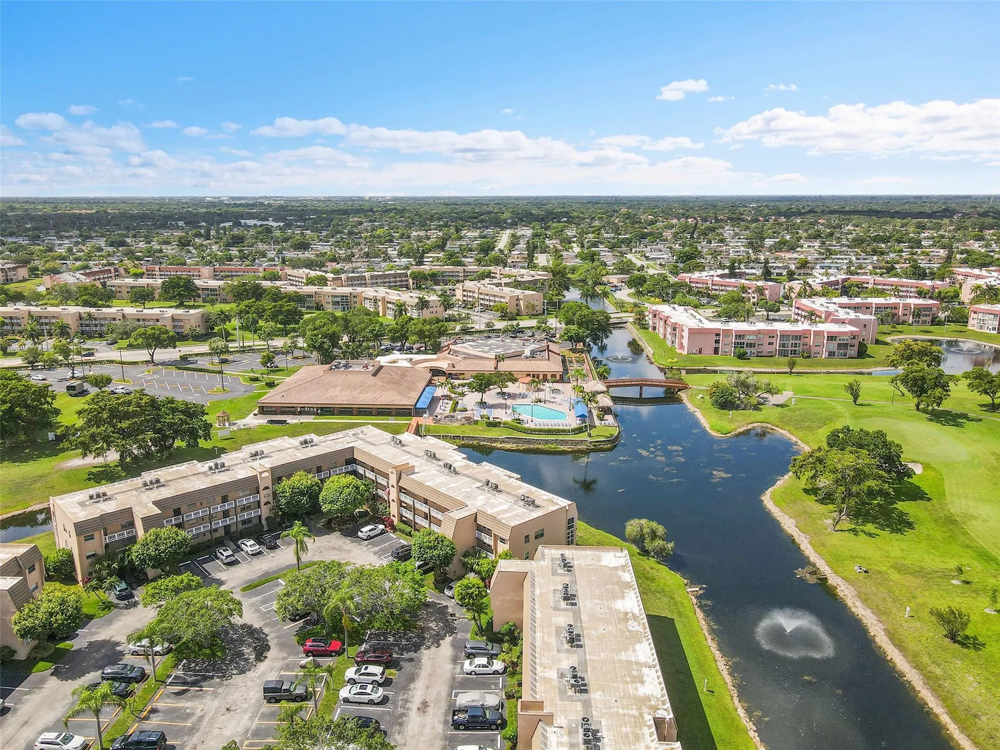 9261 Sunrise Lakes Blvd, #309