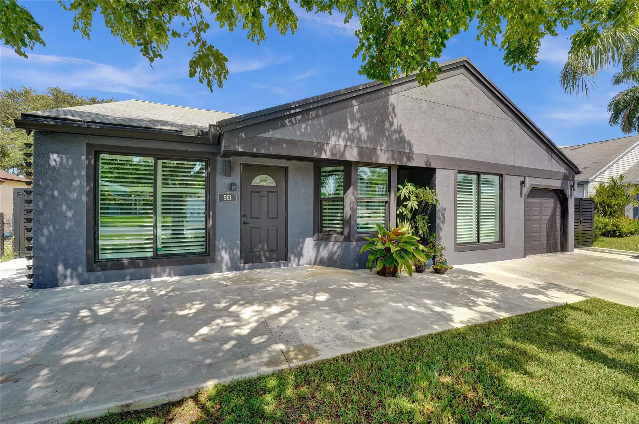 961 SW 134th Ave