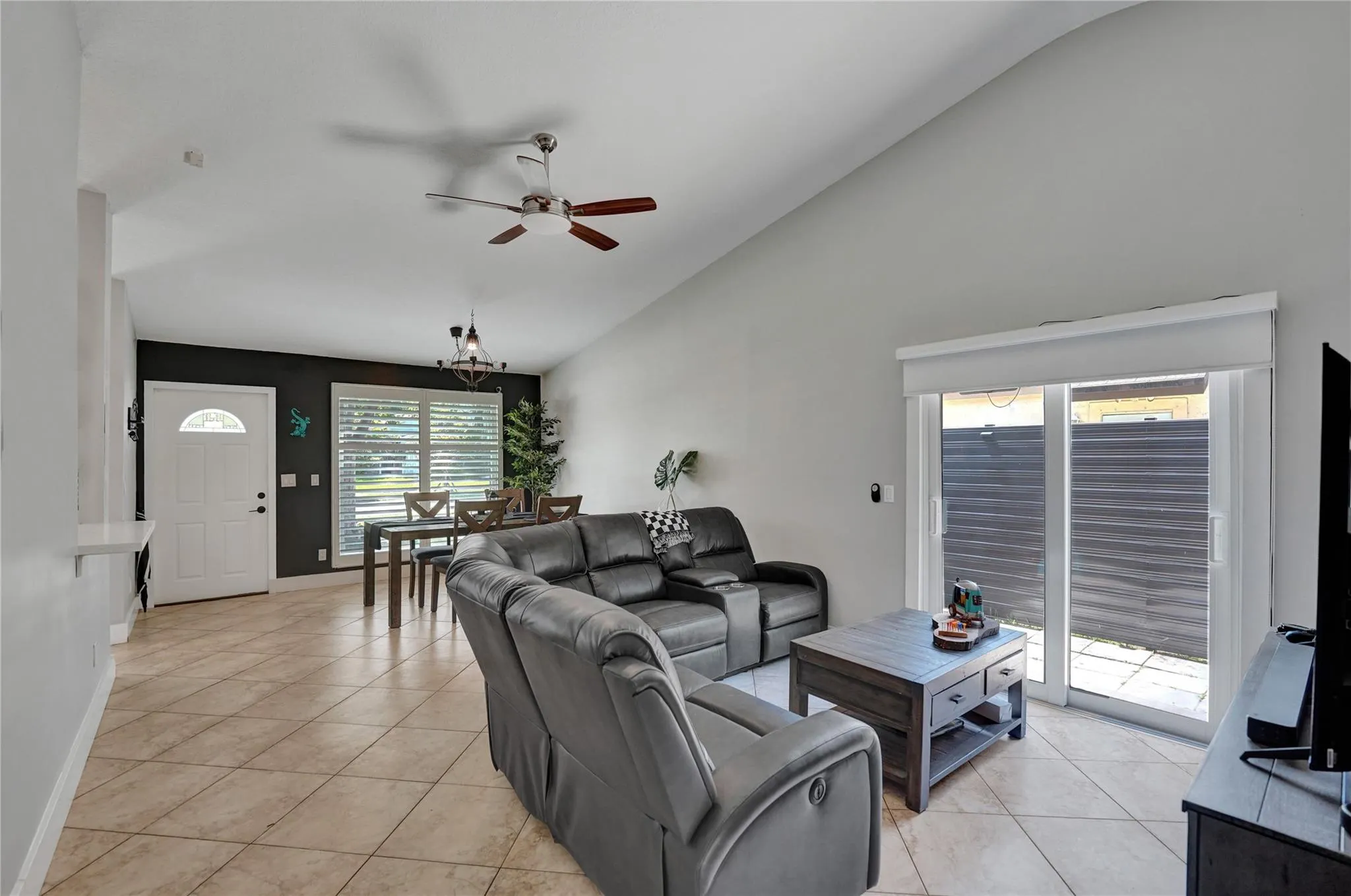 961 SW 134th Ave