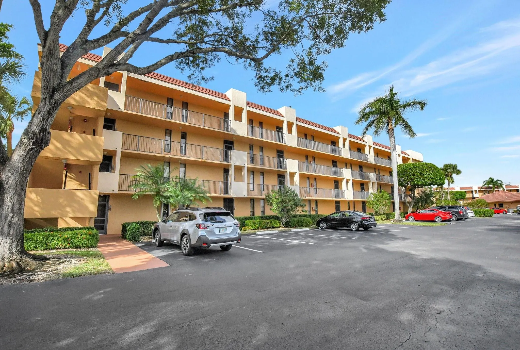 6033 Coral Lake Dr, #6033