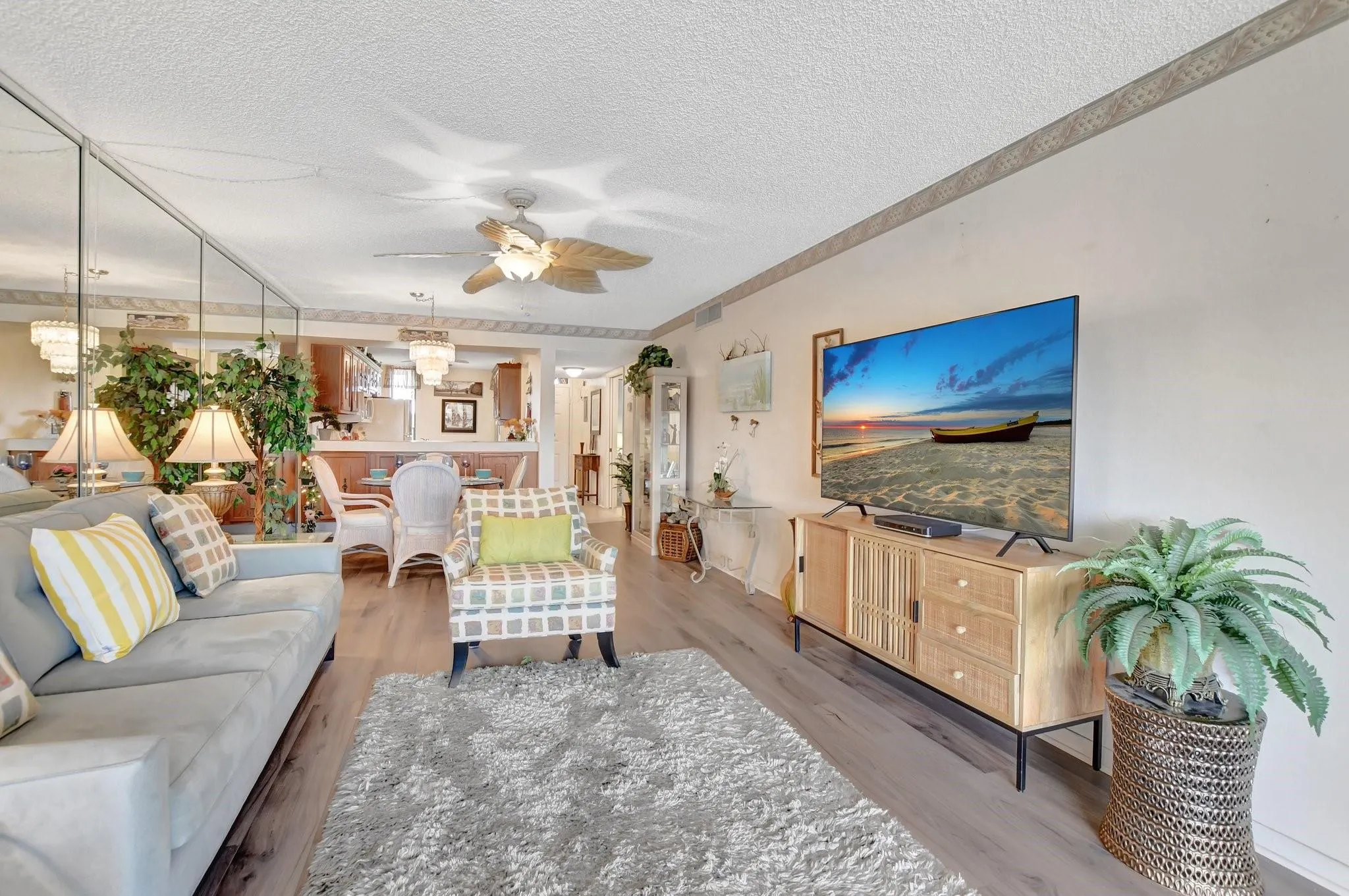 6033 Coral Lake Dr, #6033