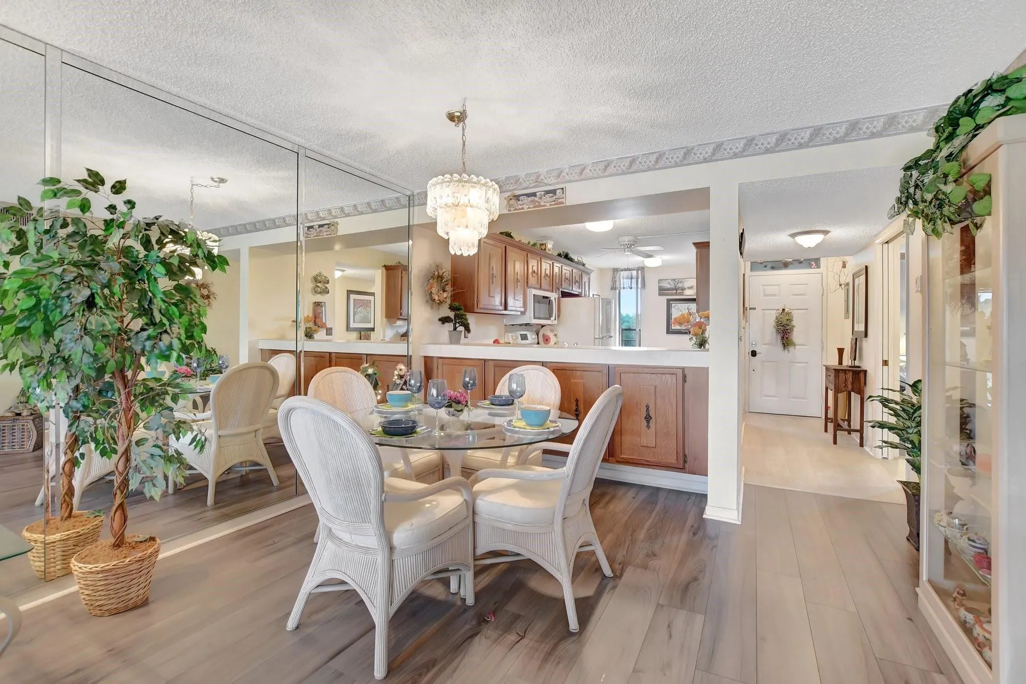 6033 Coral Lake Dr, #6033