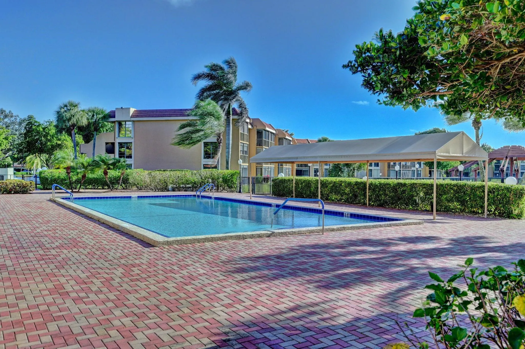 6033 Coral Lake Dr, #6033
