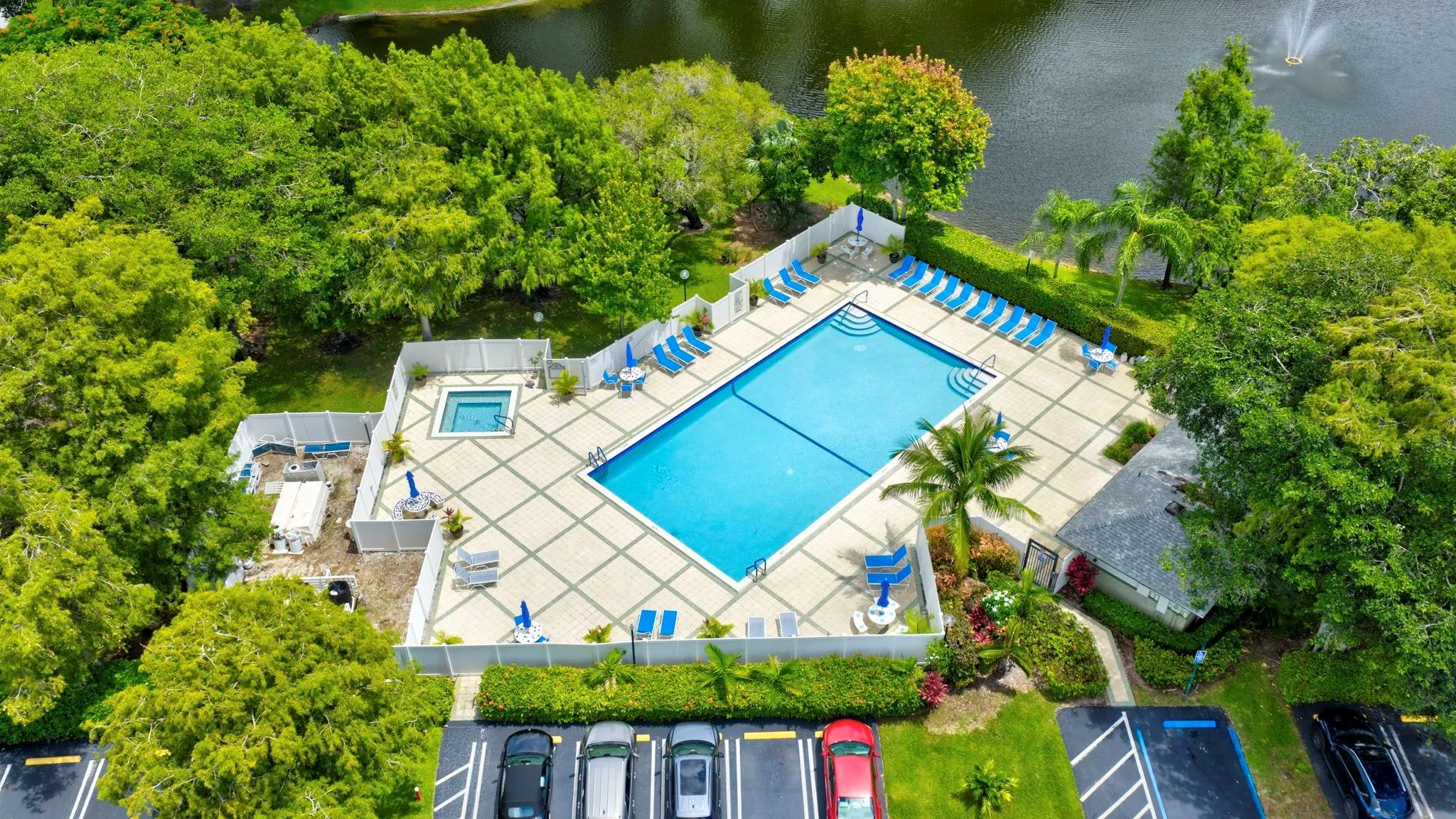 2334 S Cypress Bend Dr, #511