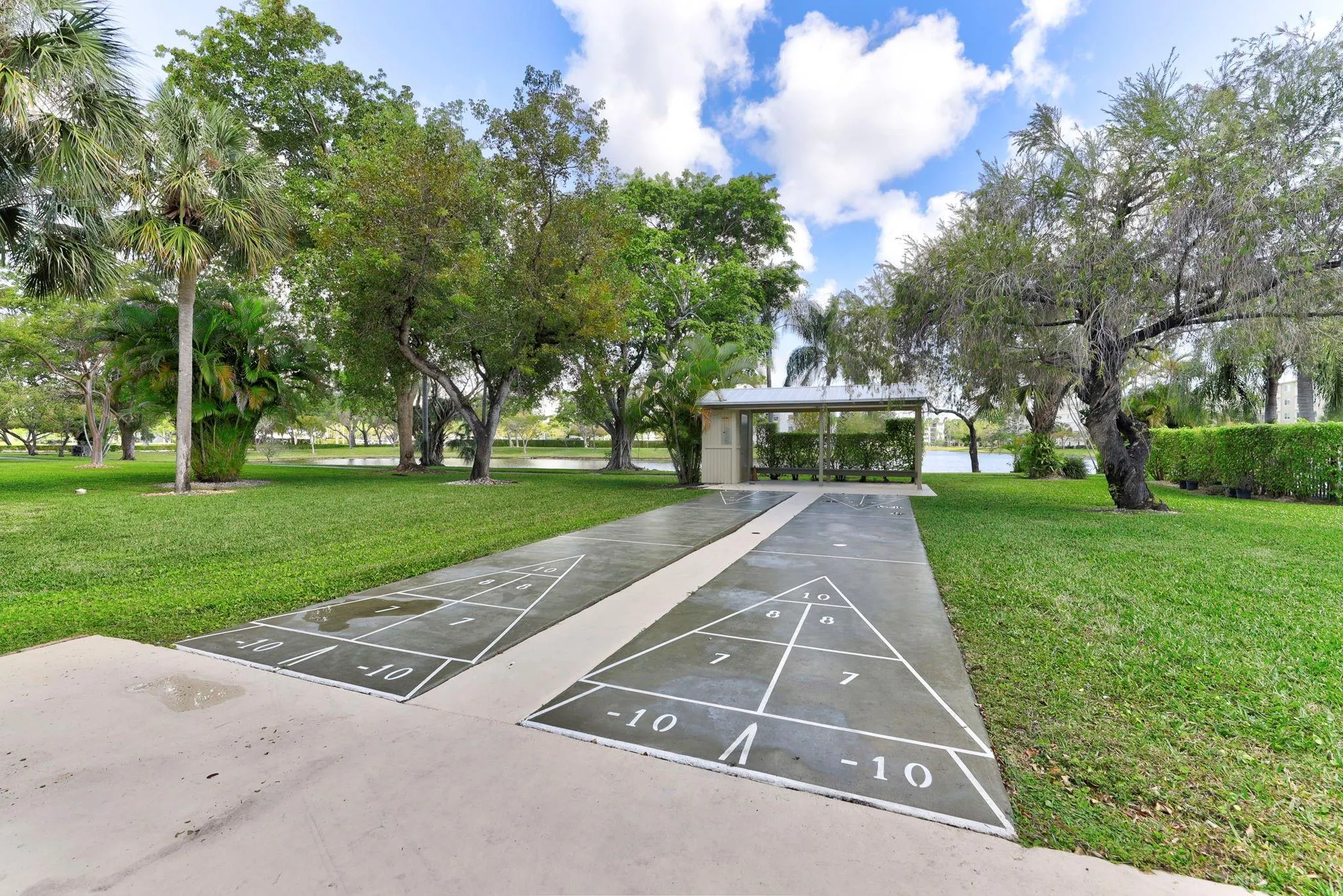2334 S Cypress Bend Dr, #511