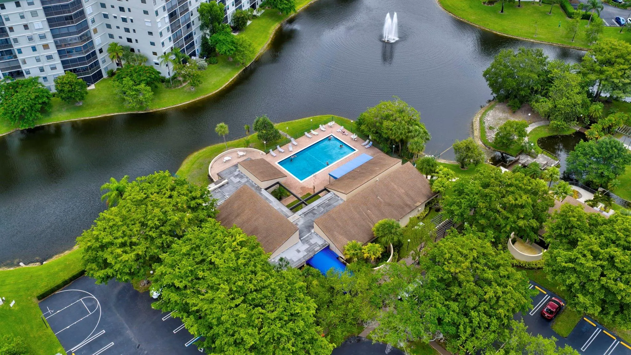 2334 S Cypress Bend Dr, #511