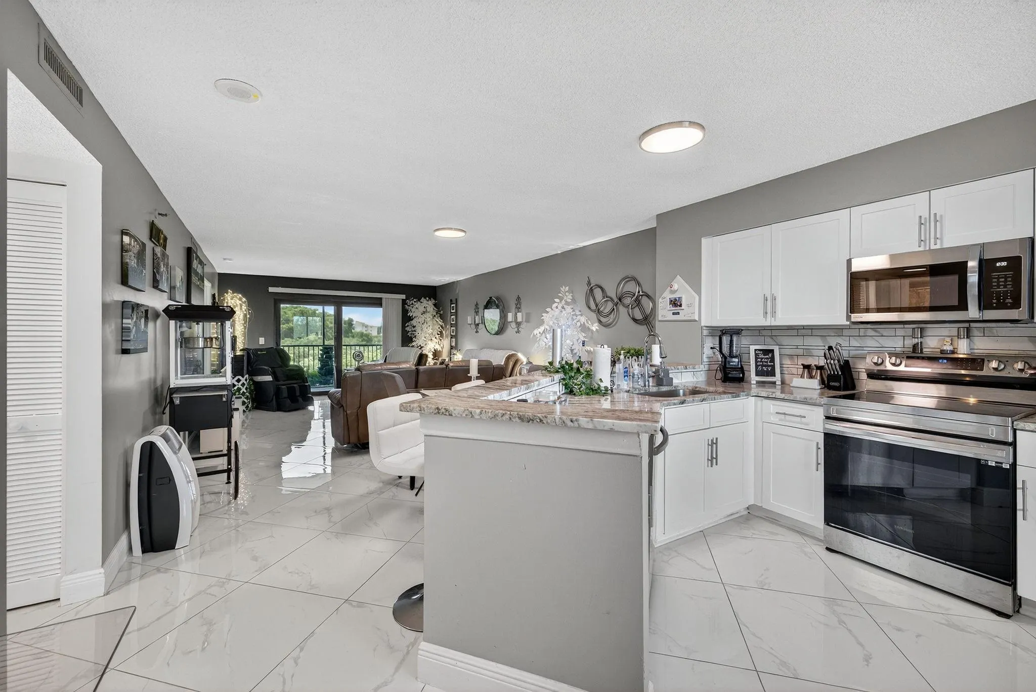 2334 S Cypress Bend Dr, #511