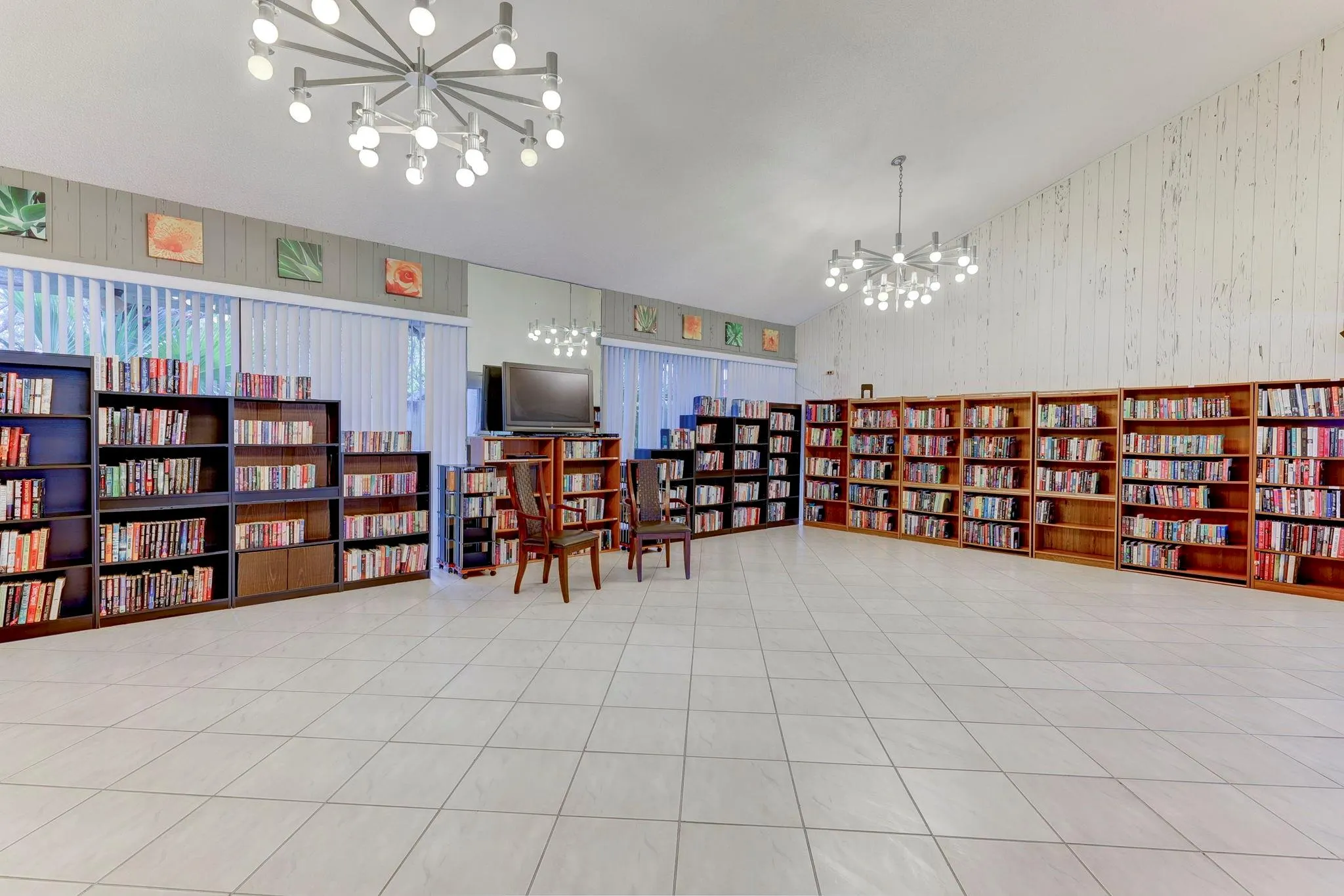 2334 S Cypress Bend Dr, #511
