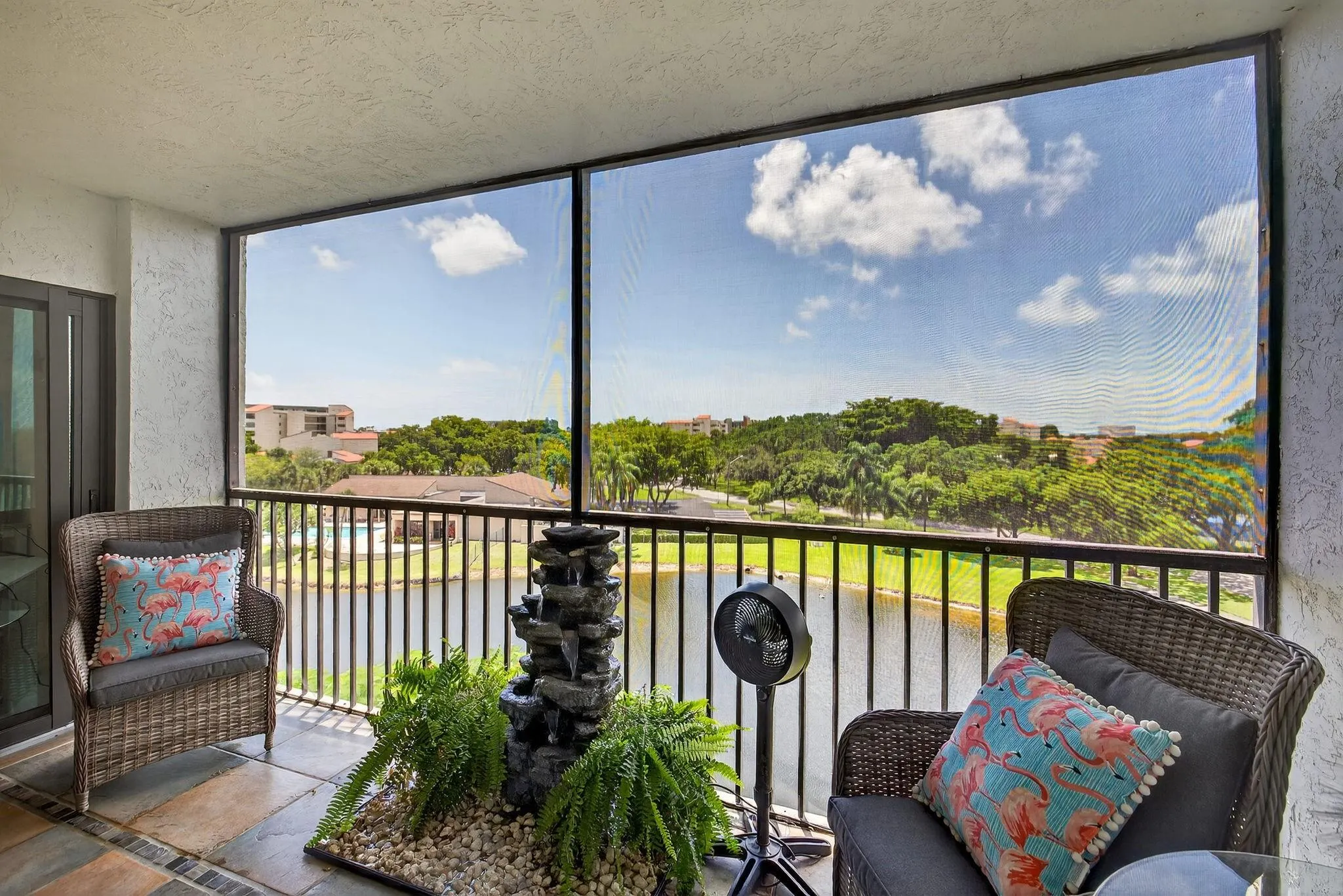 2334 S Cypress Bend Dr, #511