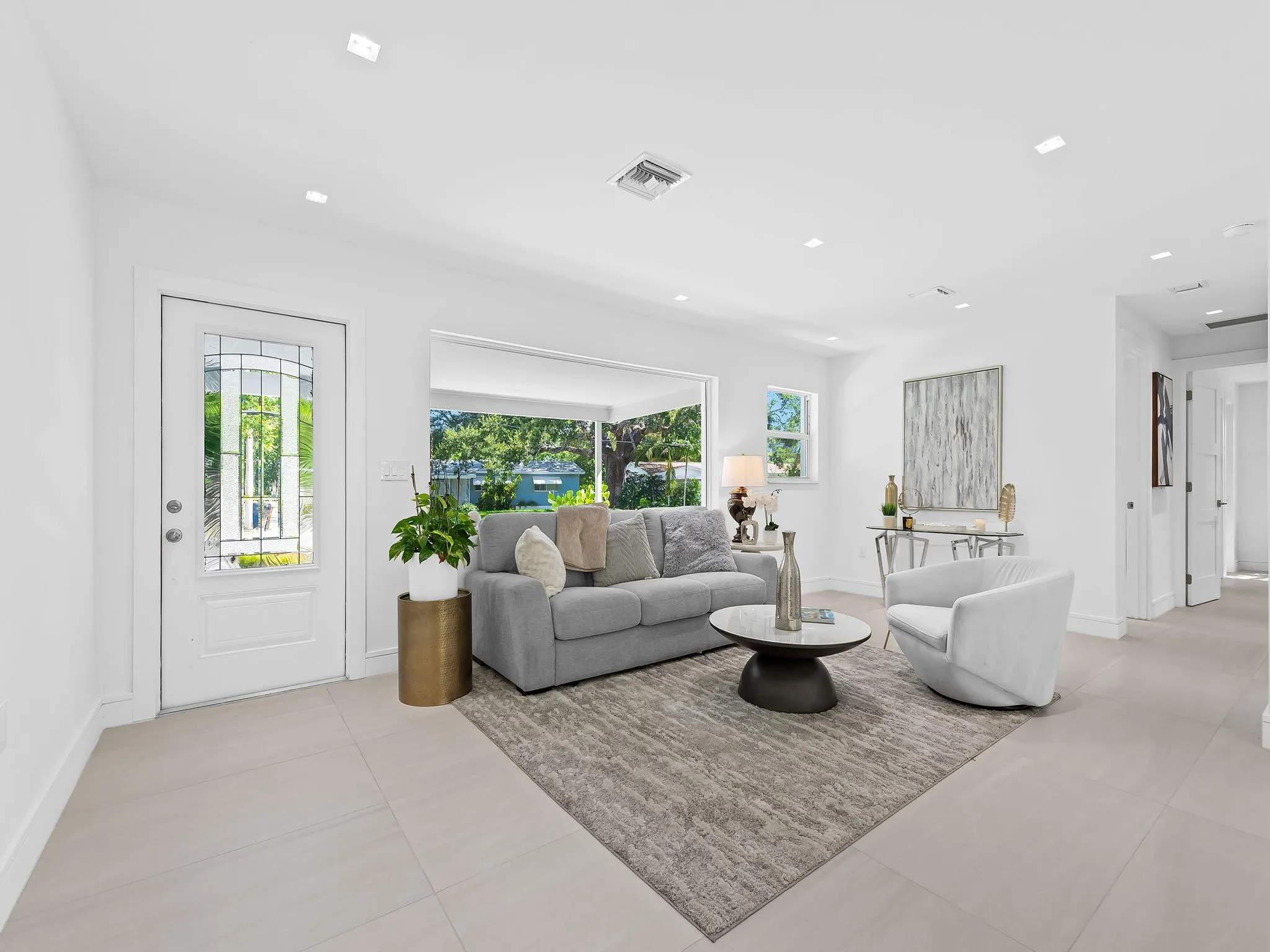 332 NE 29th St
