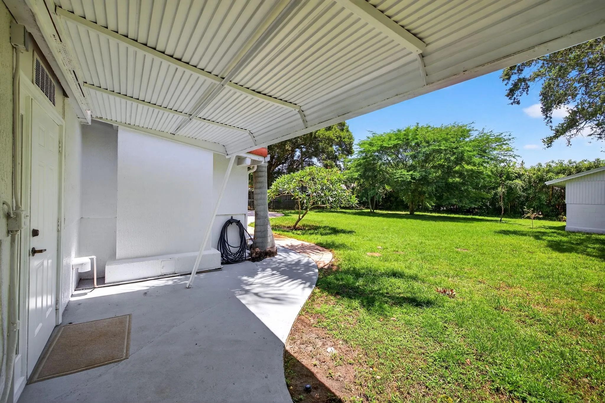 316 NW 24th St