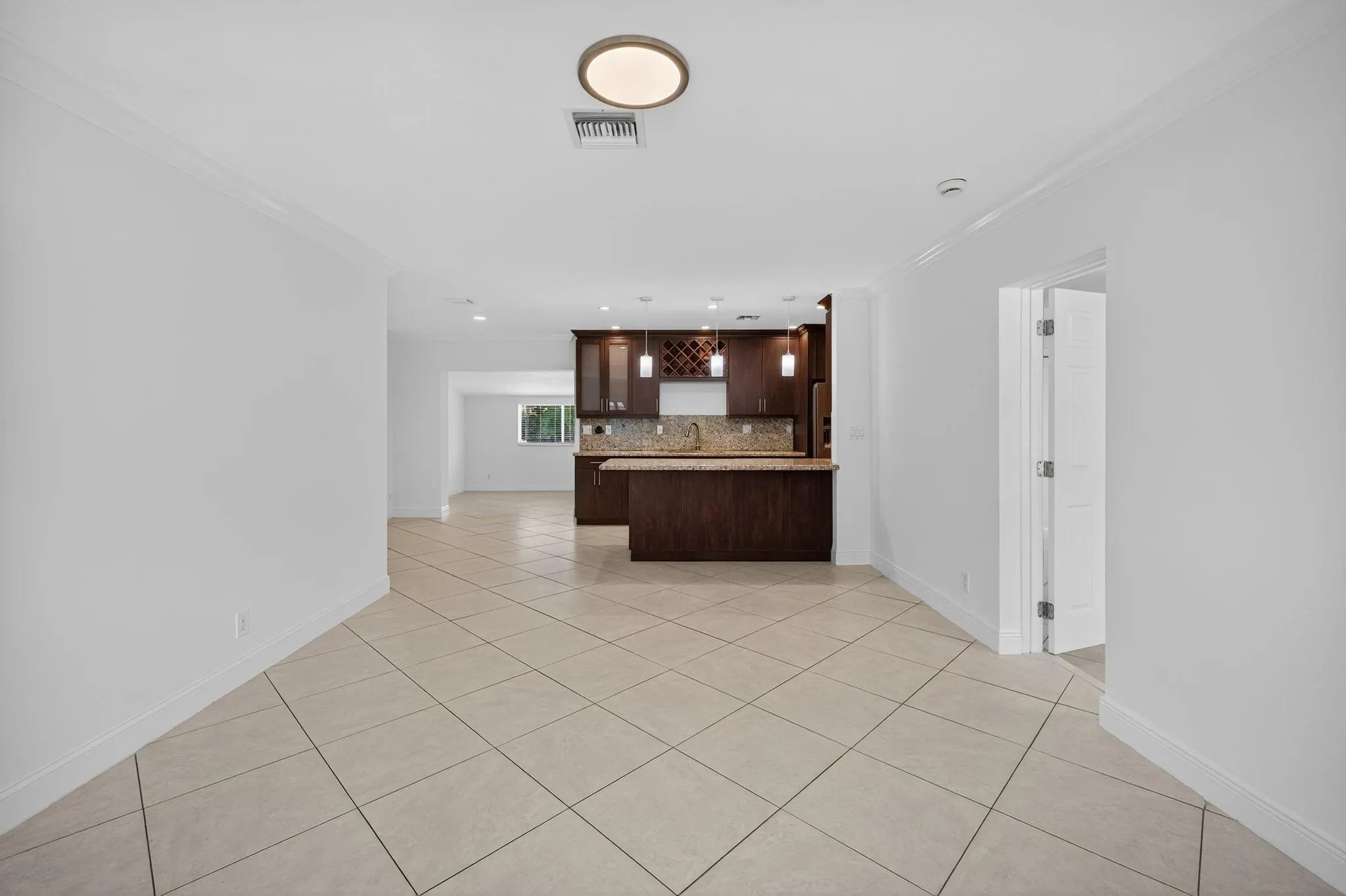 316 NW 24th St