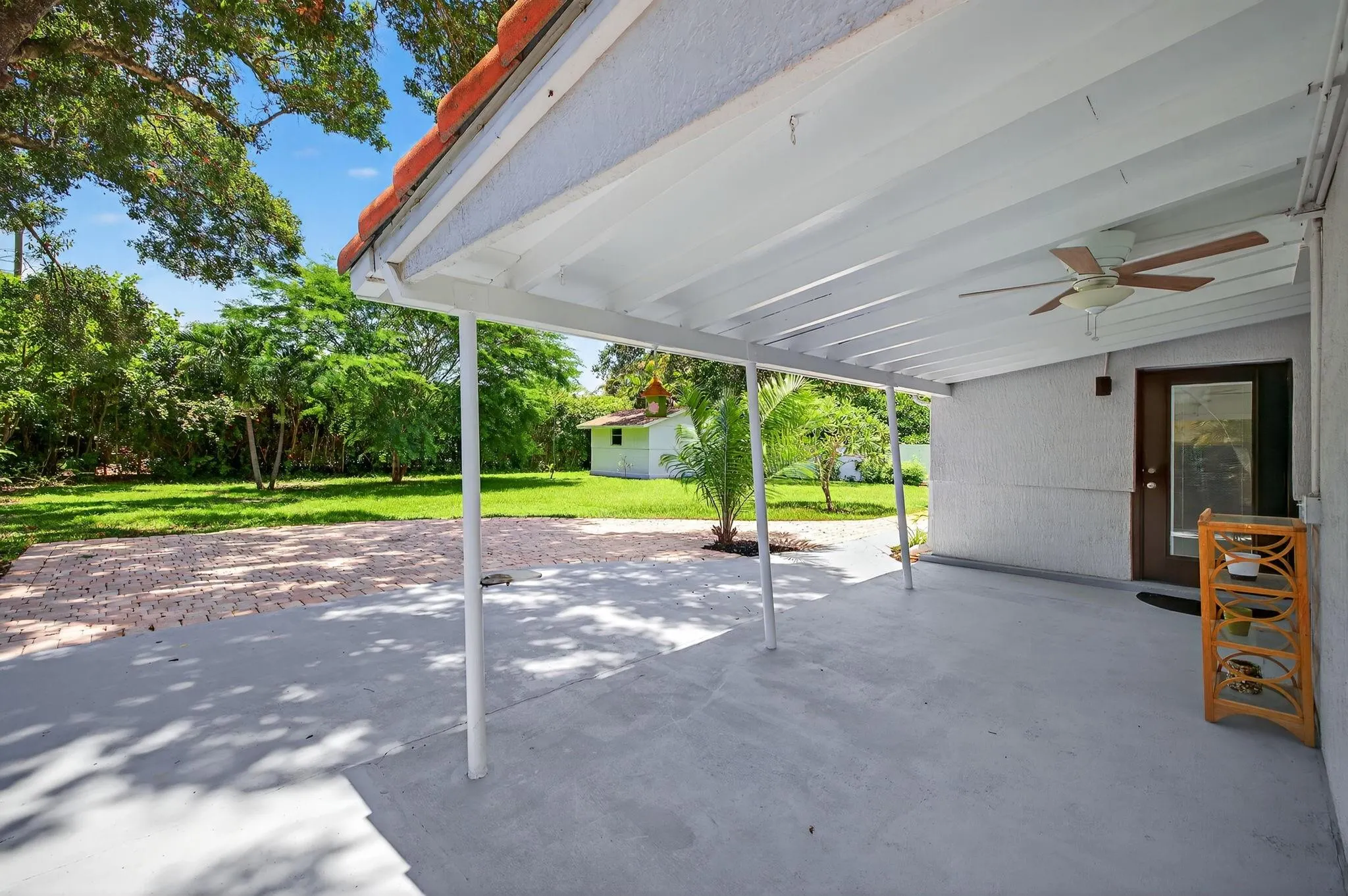 316 NW 24th St