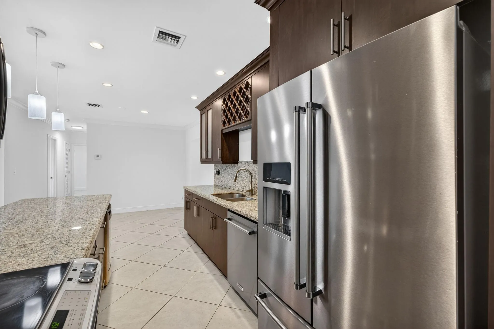 316 NW 24th St