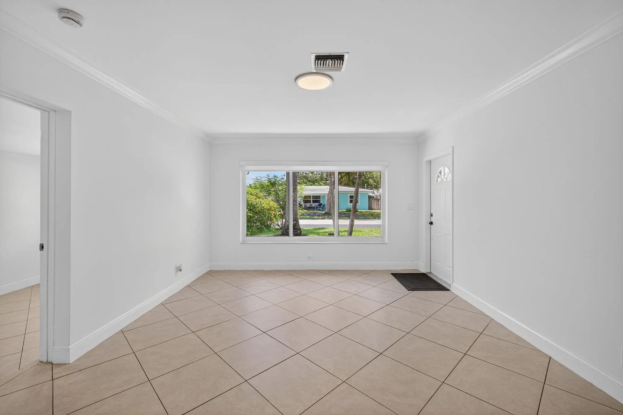 316 NW 24th St