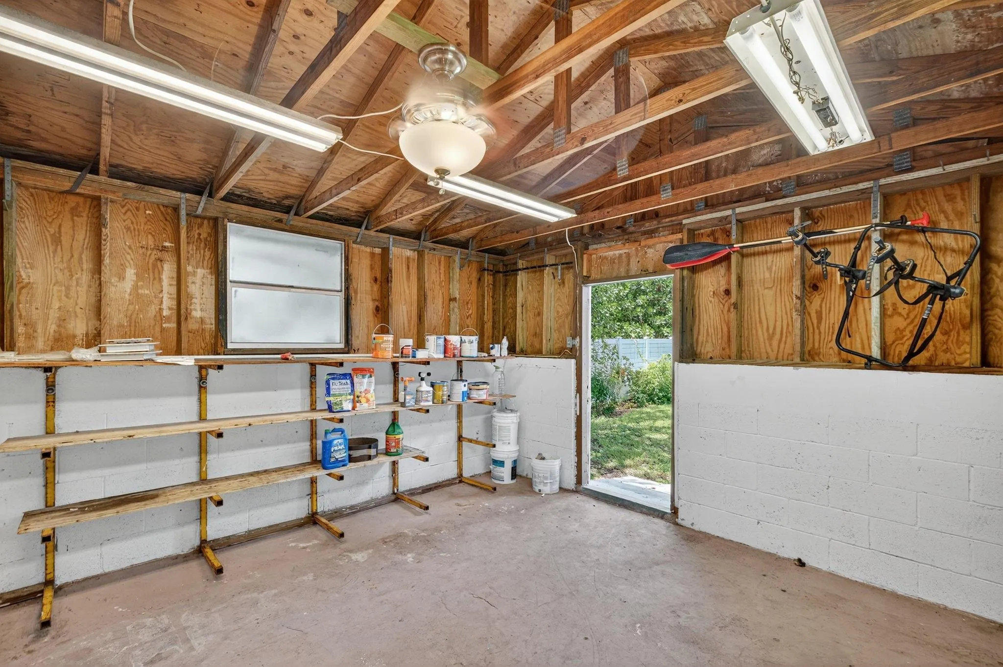 316 NW 24th St