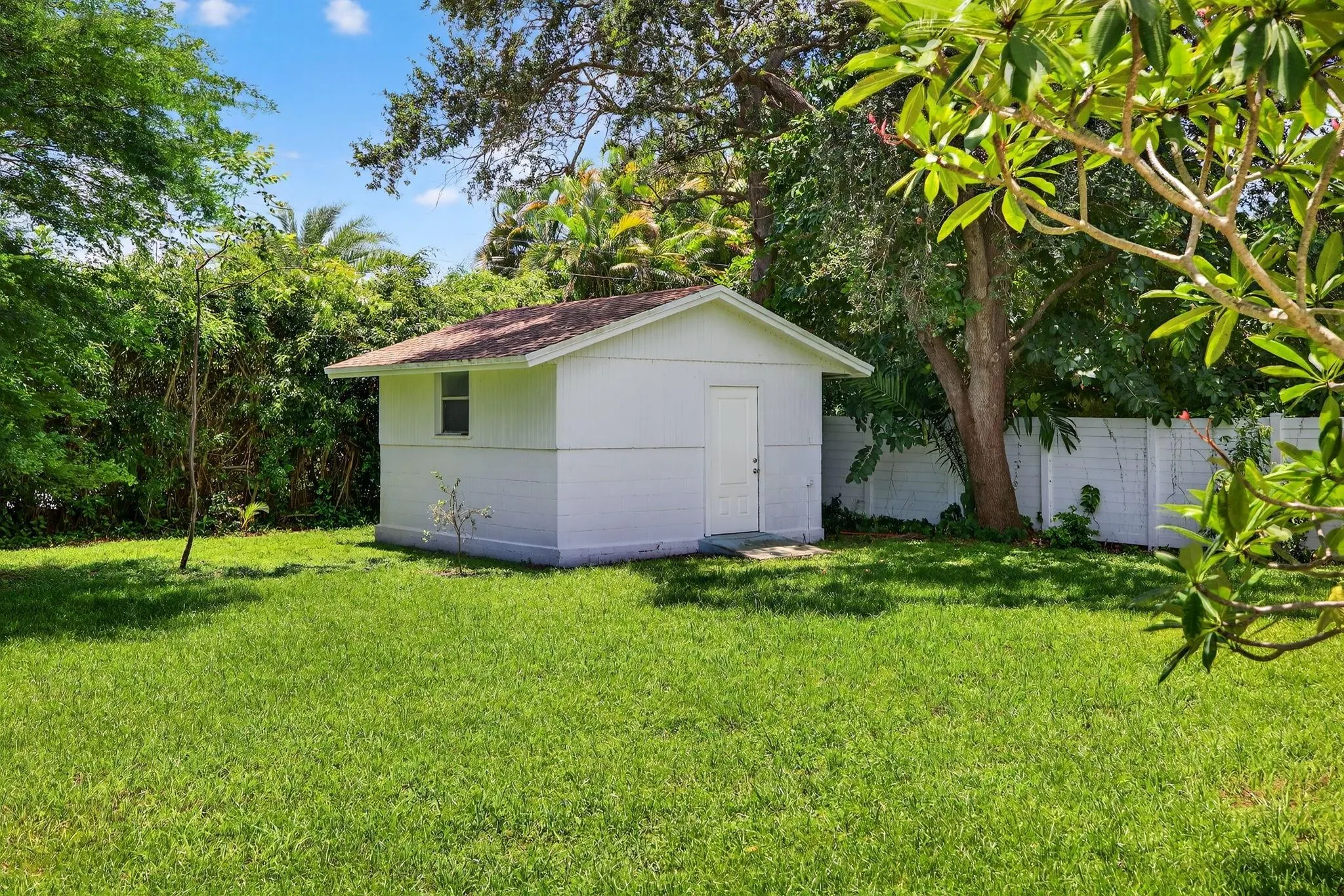 316 NW 24th St