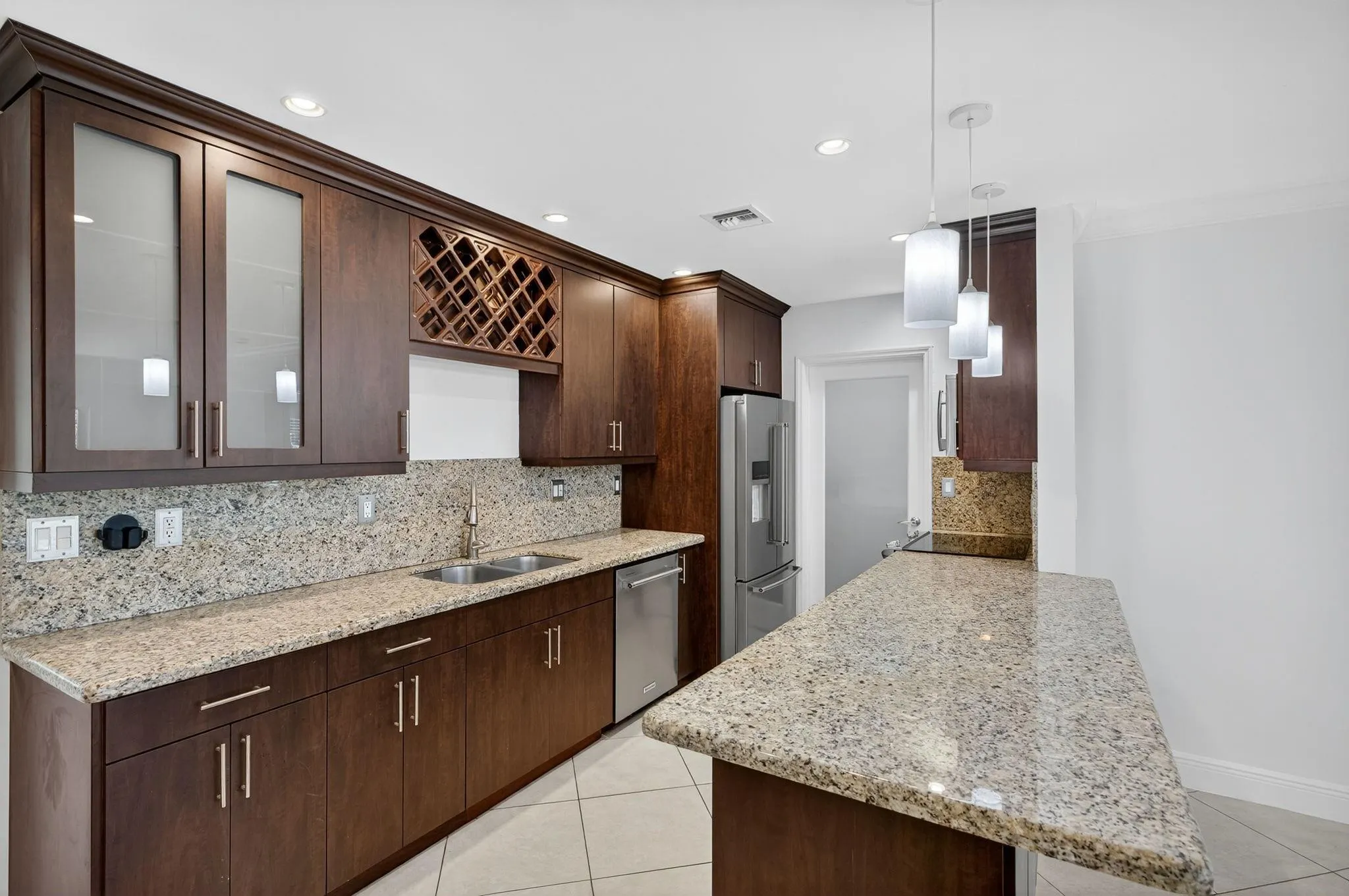 316 NW 24th St