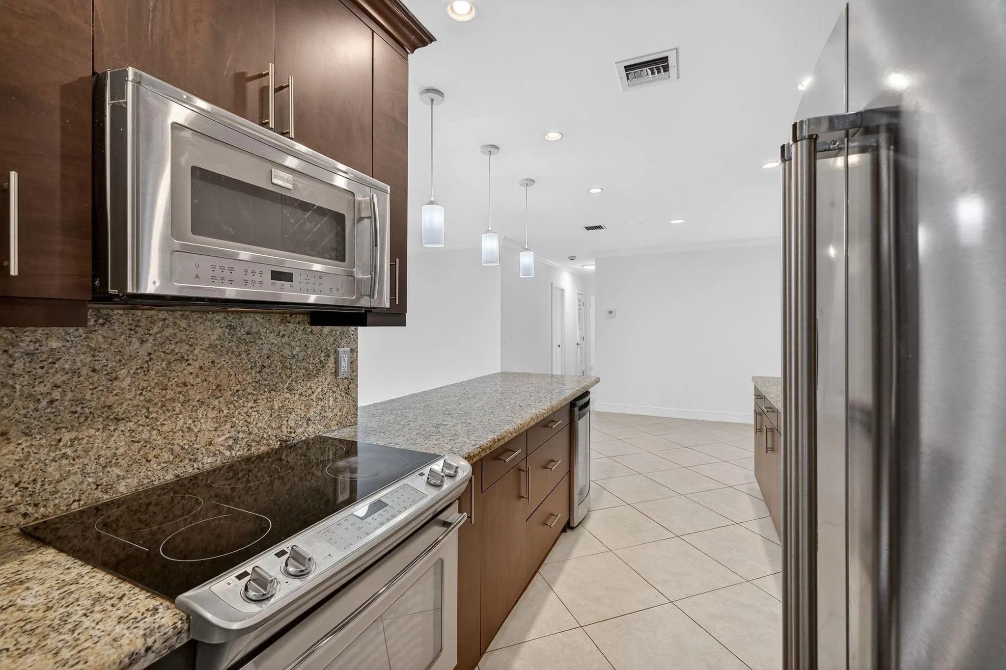 316 NW 24th St