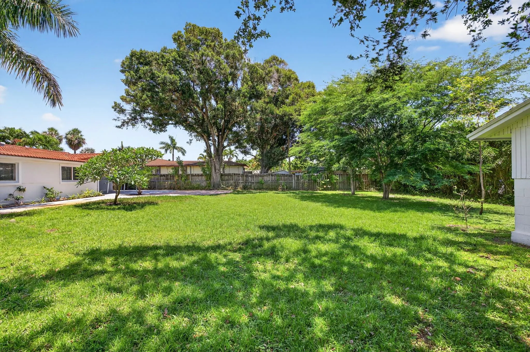 316 NW 24th St