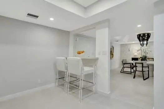 1800 S Ocean Blvd, #1002