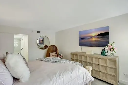 1800 S Ocean Blvd, #1002