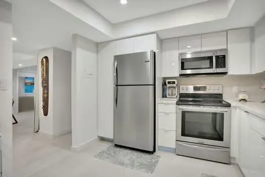 1800 S Ocean Blvd, #1002