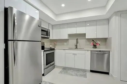 1800 S Ocean Blvd, #1002