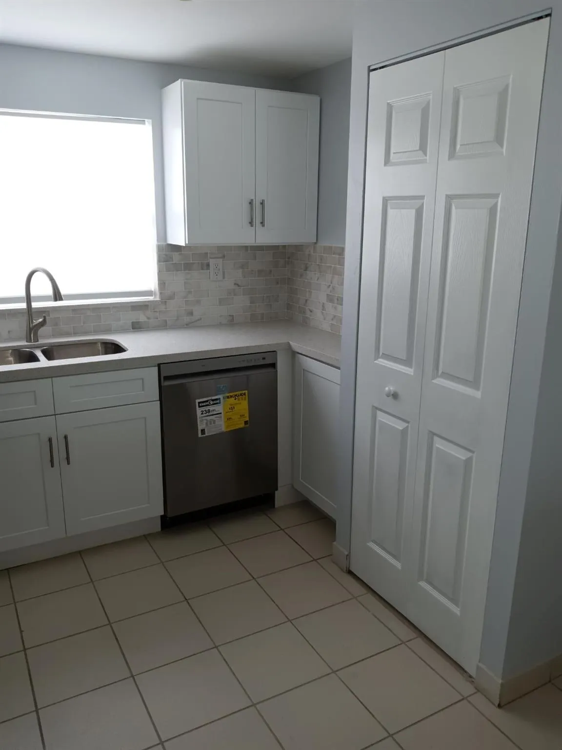 9861 Sunrise Lakes Blvd, #307