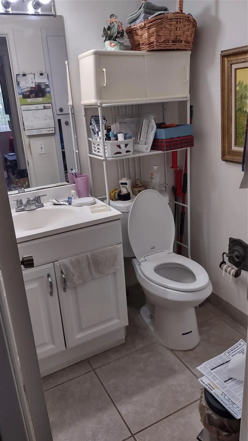 4200 Hillcrest Drive, #405
