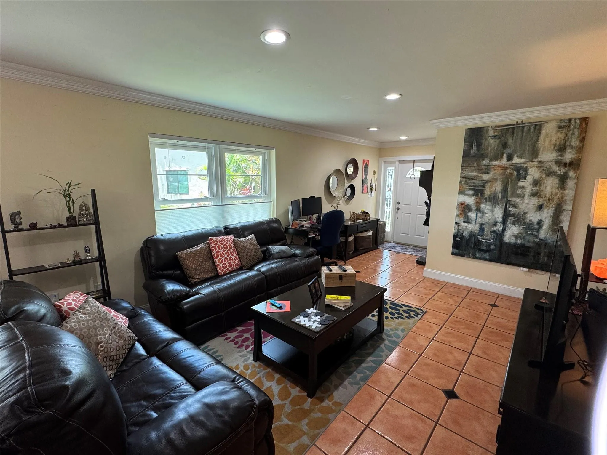 718 SW 88th Ter