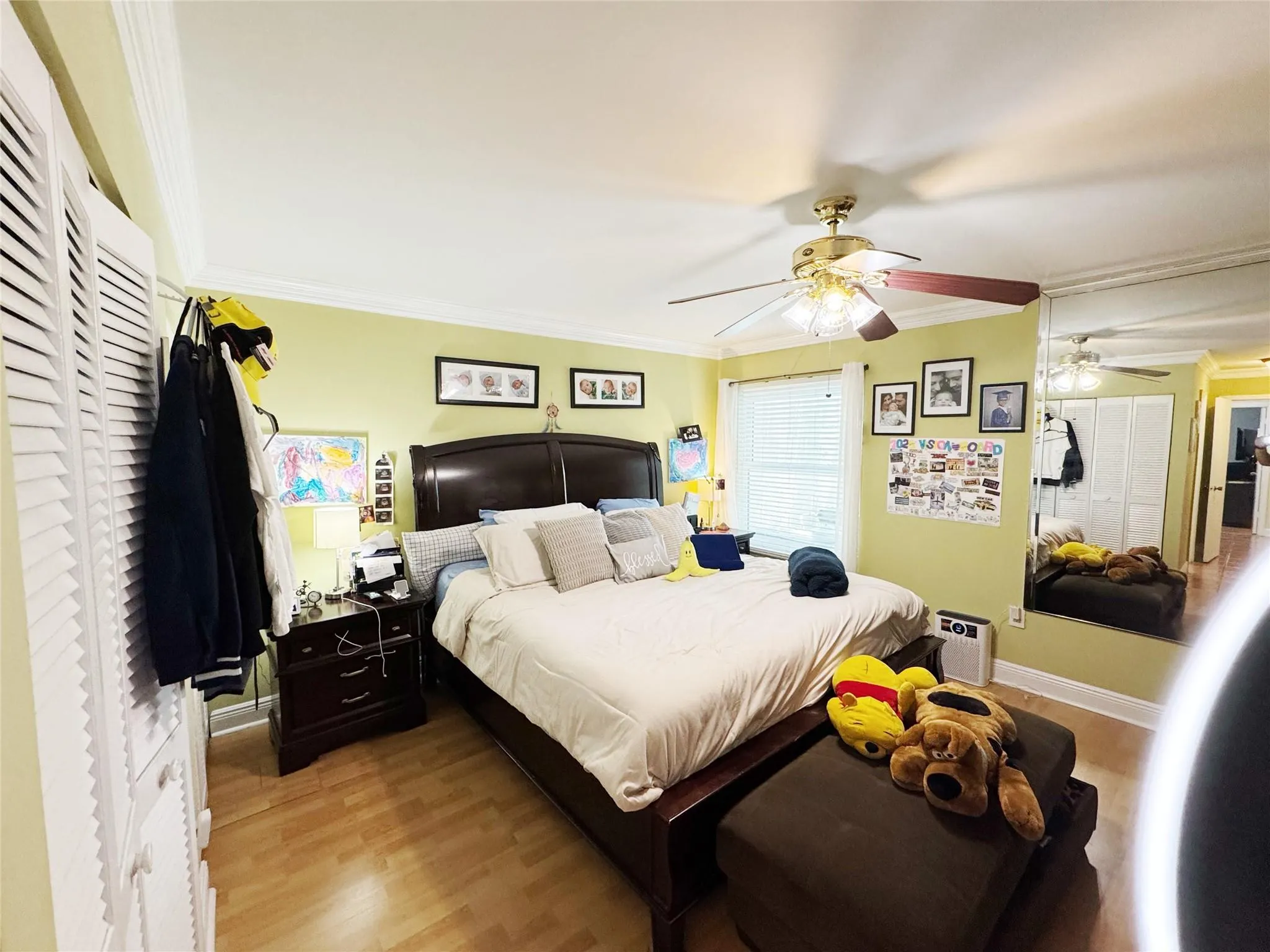 718 SW 88th Ter