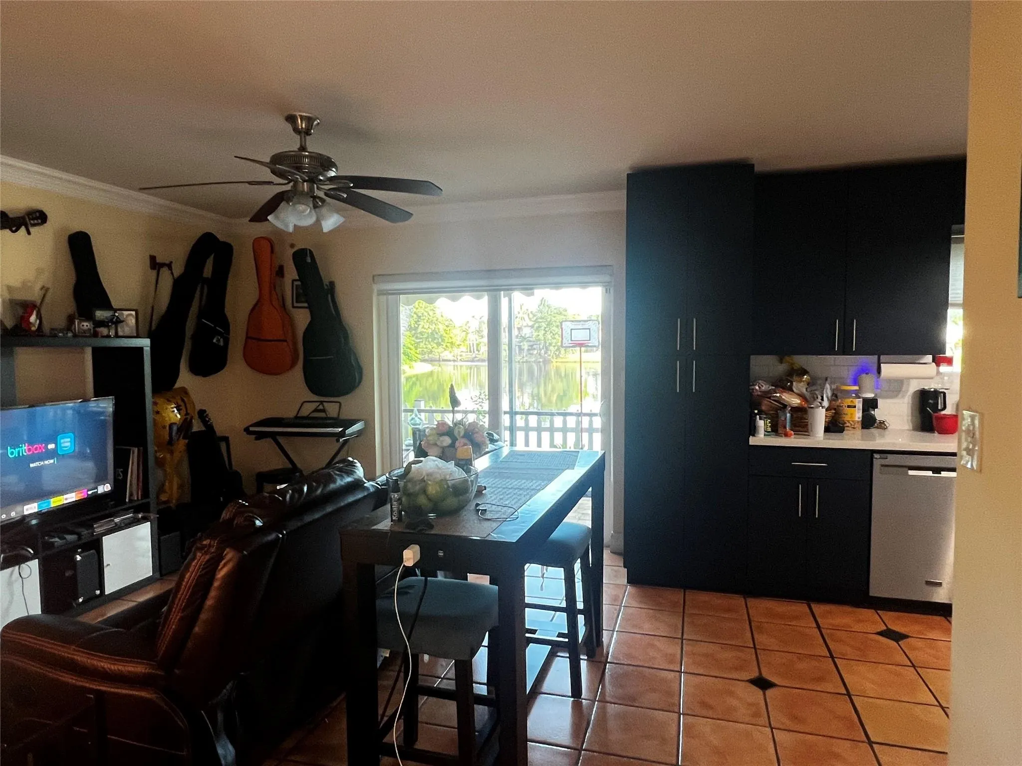 718 SW 88th Ter