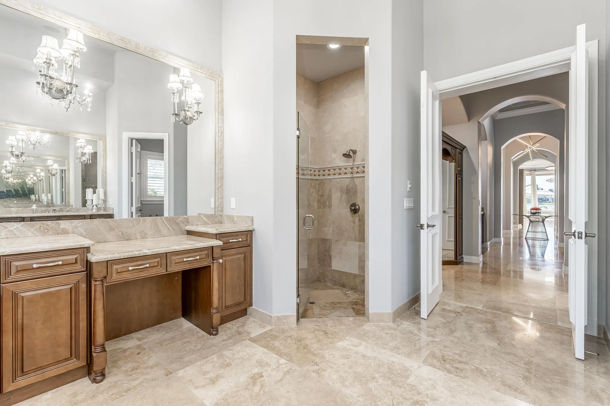3111 Lake Ridge Ln