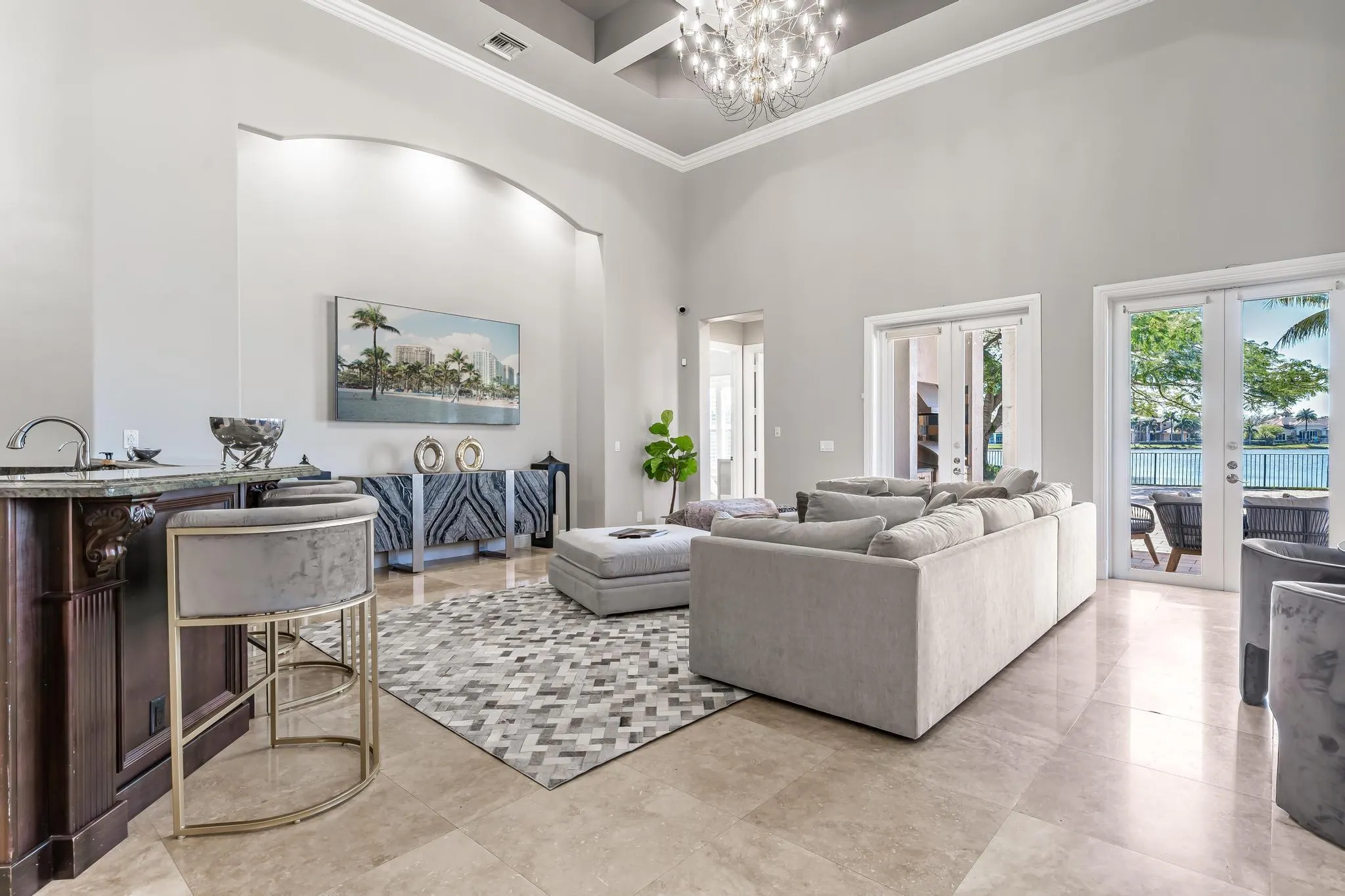 3111 Lake Ridge Ln
