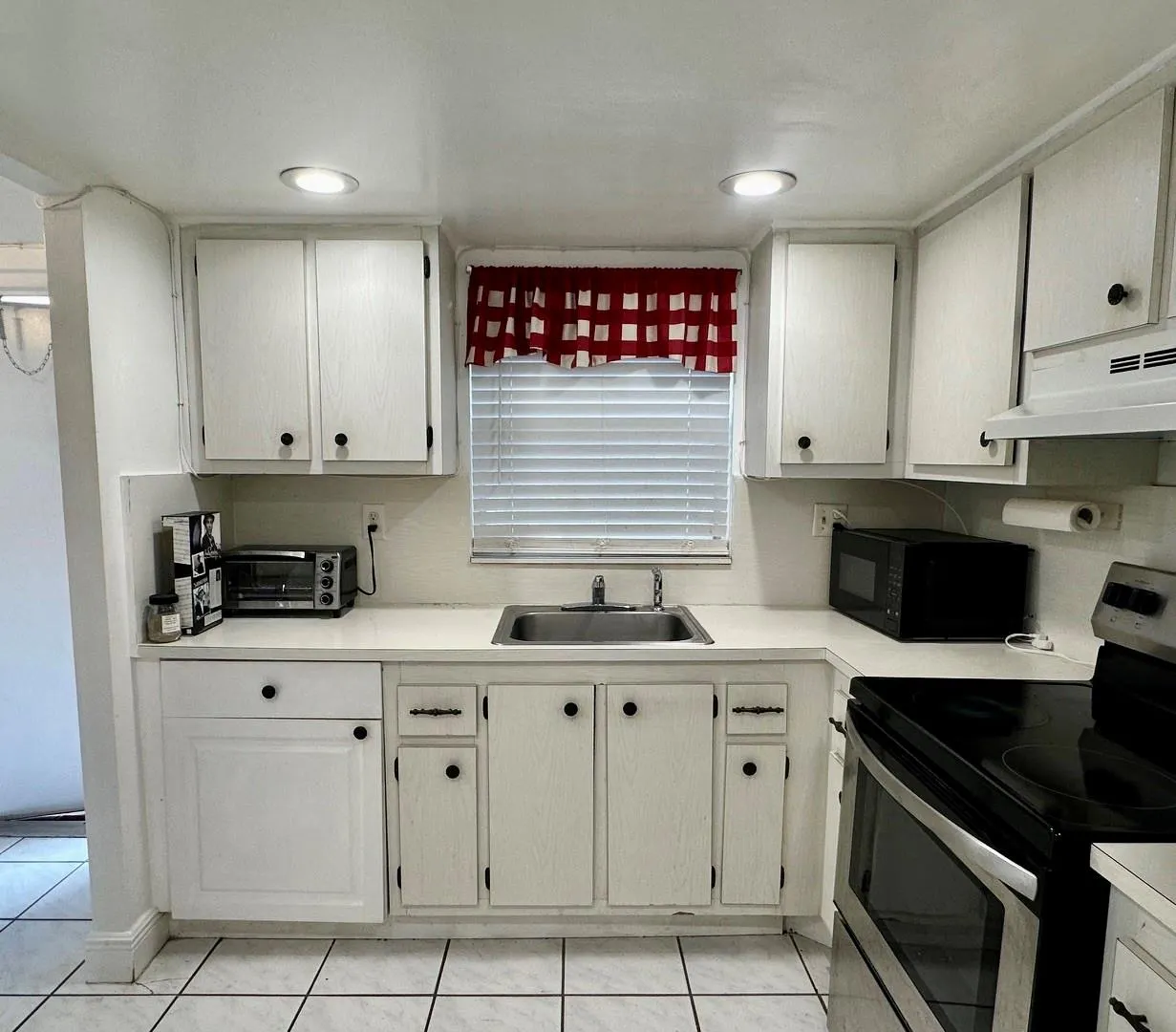 9540 Sunrise Lakes Blvd, #206