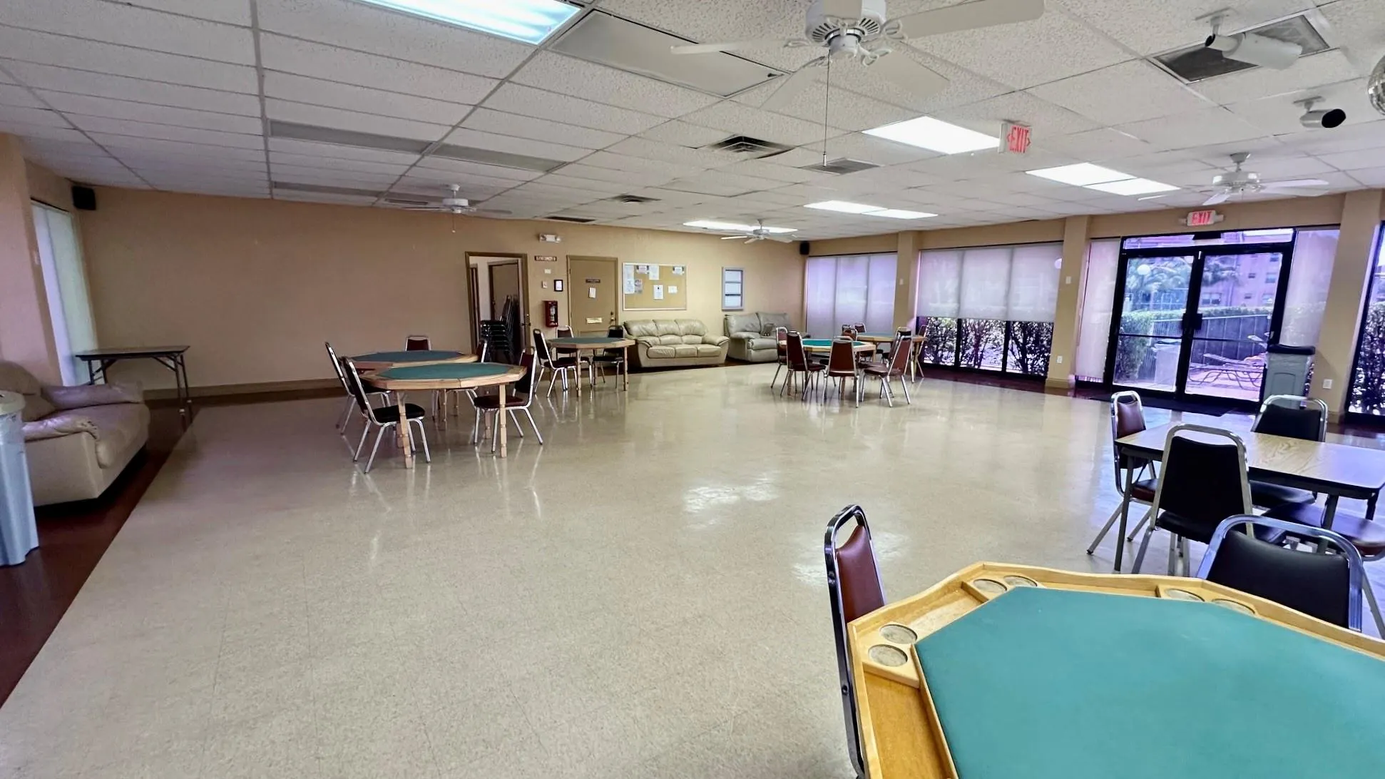 9540 Sunrise Lakes Blvd, #206