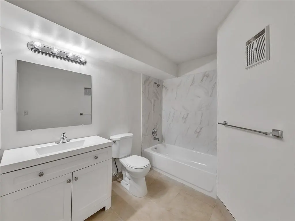 611 Lyons Rd, #8102