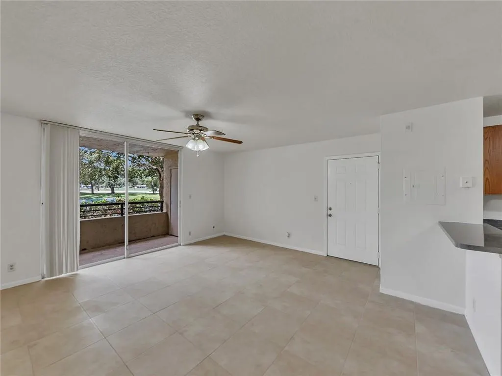 611 Lyons Rd, #8102