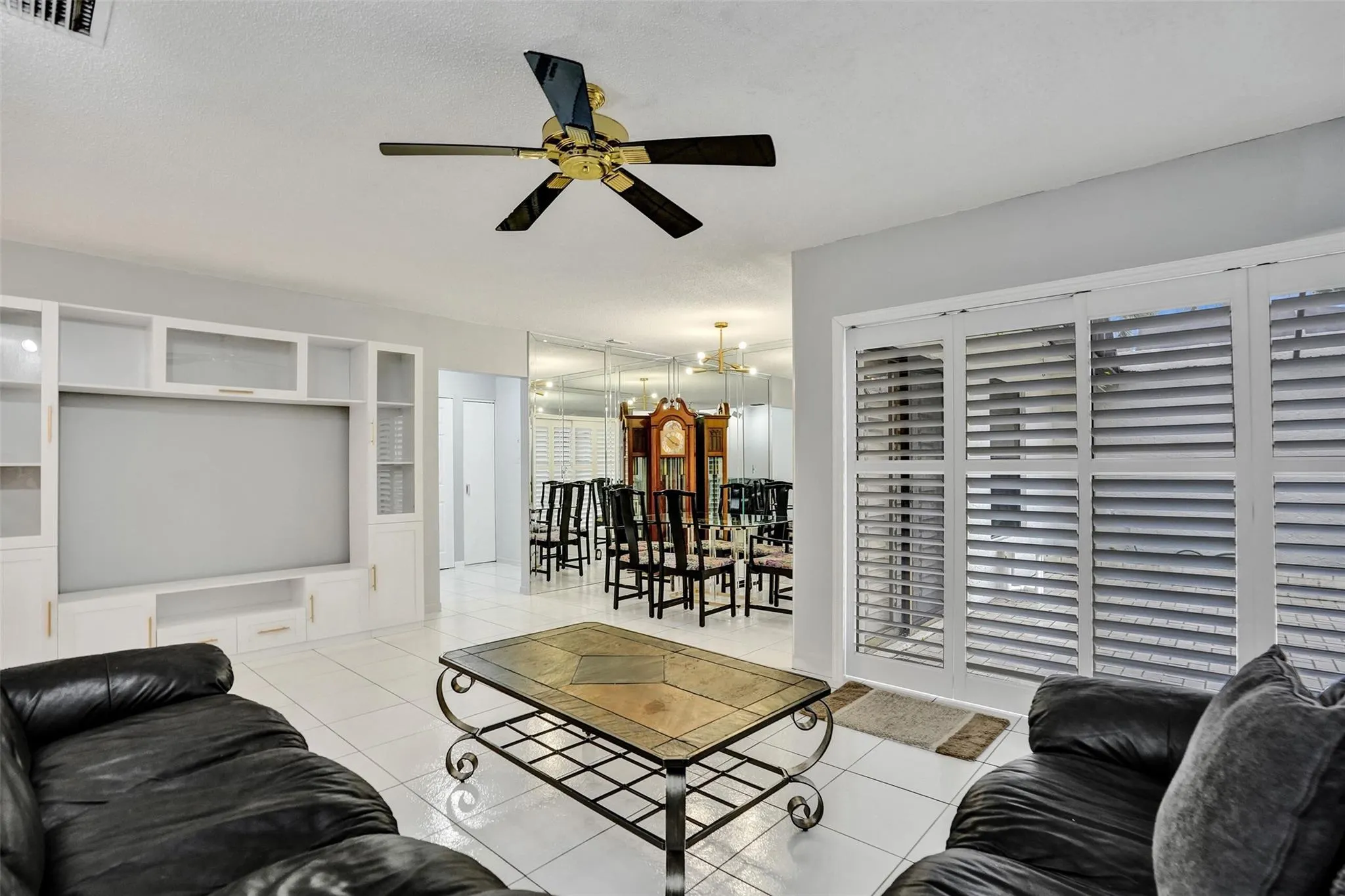 4849 NW 22nd St, #4163