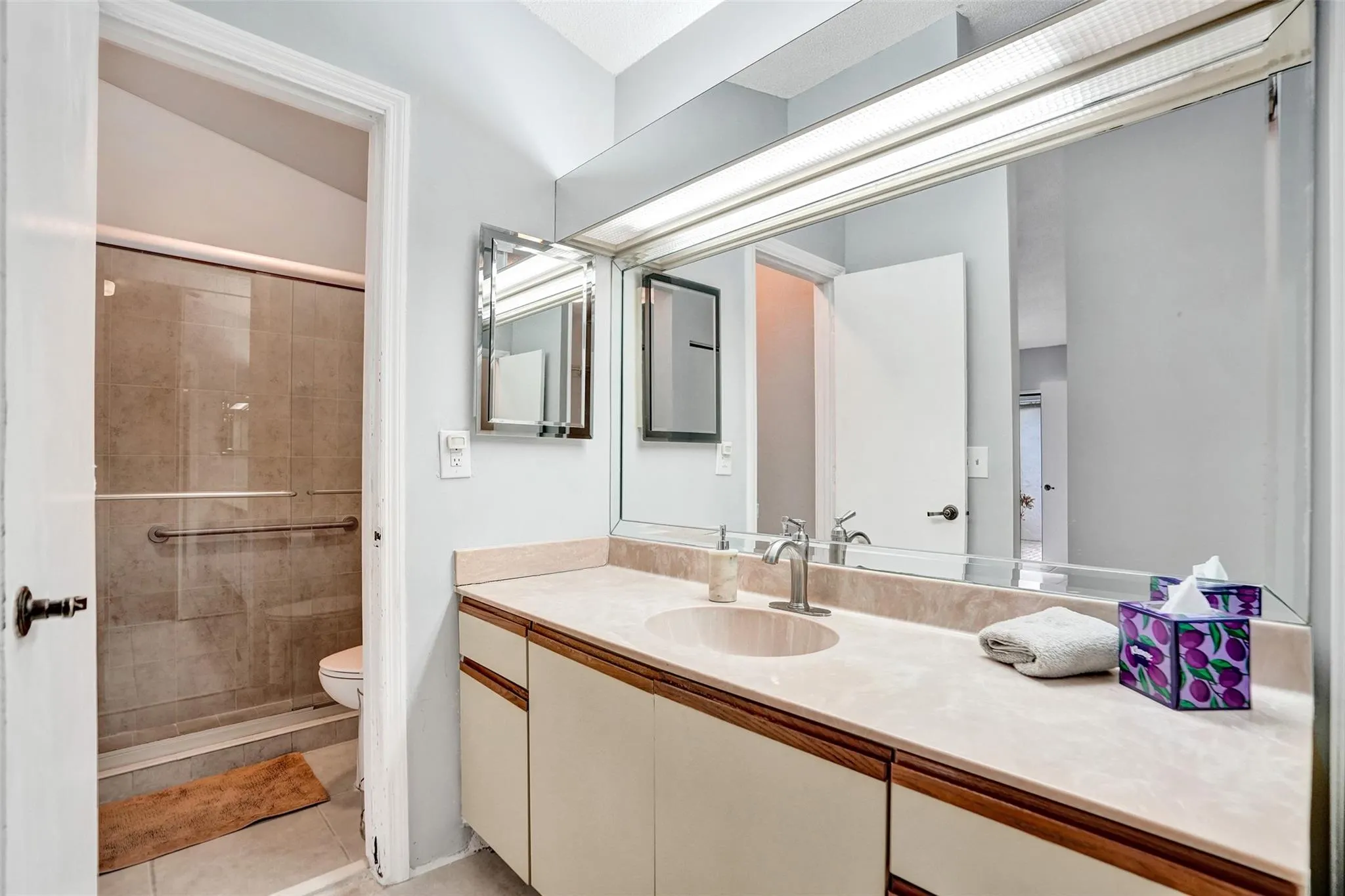 4849 NW 22nd St, #4163
