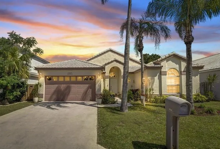 4969 Broadstone Cir
