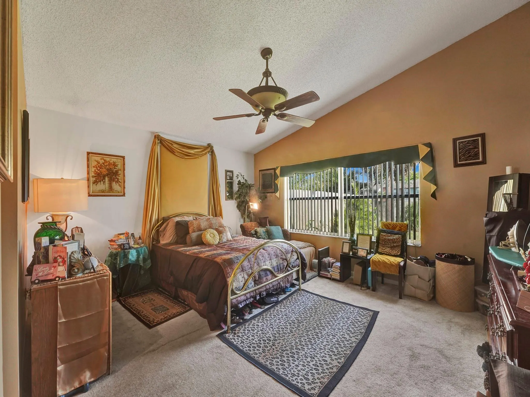 4969 Broadstone Cir